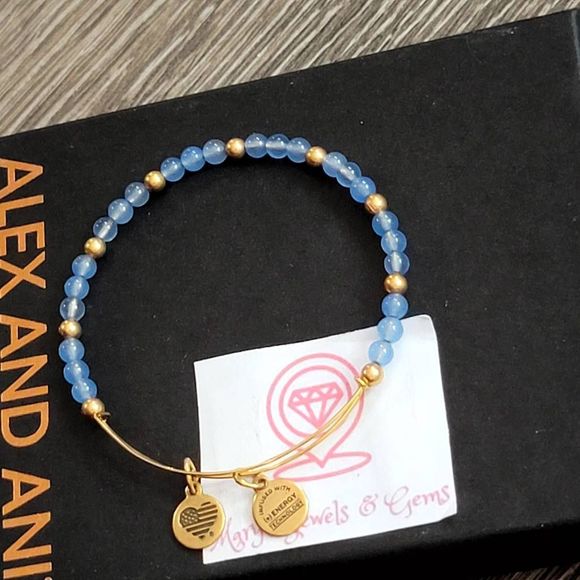 ANI

Alex and Ani Hydrangea Beaded Bangle - Picture 2 of 3